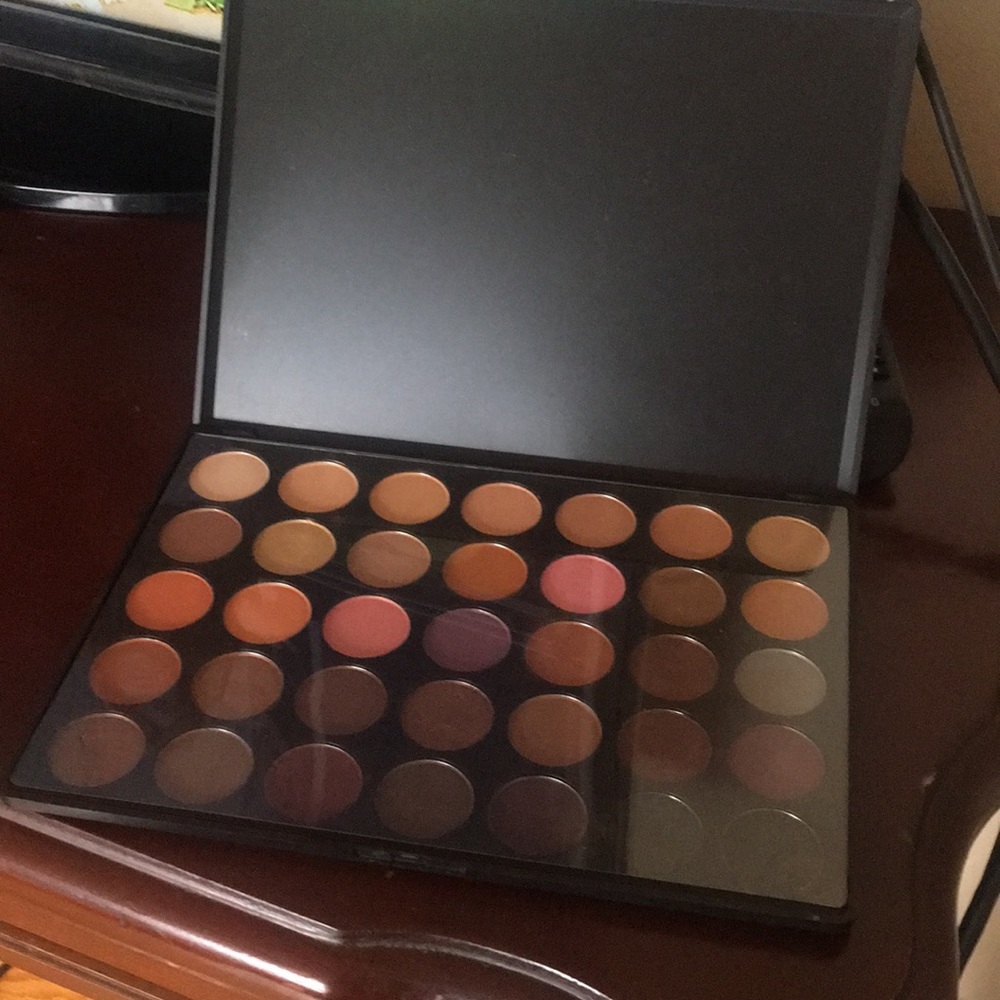 35W EYESHADOW PALETTE - MORPHE